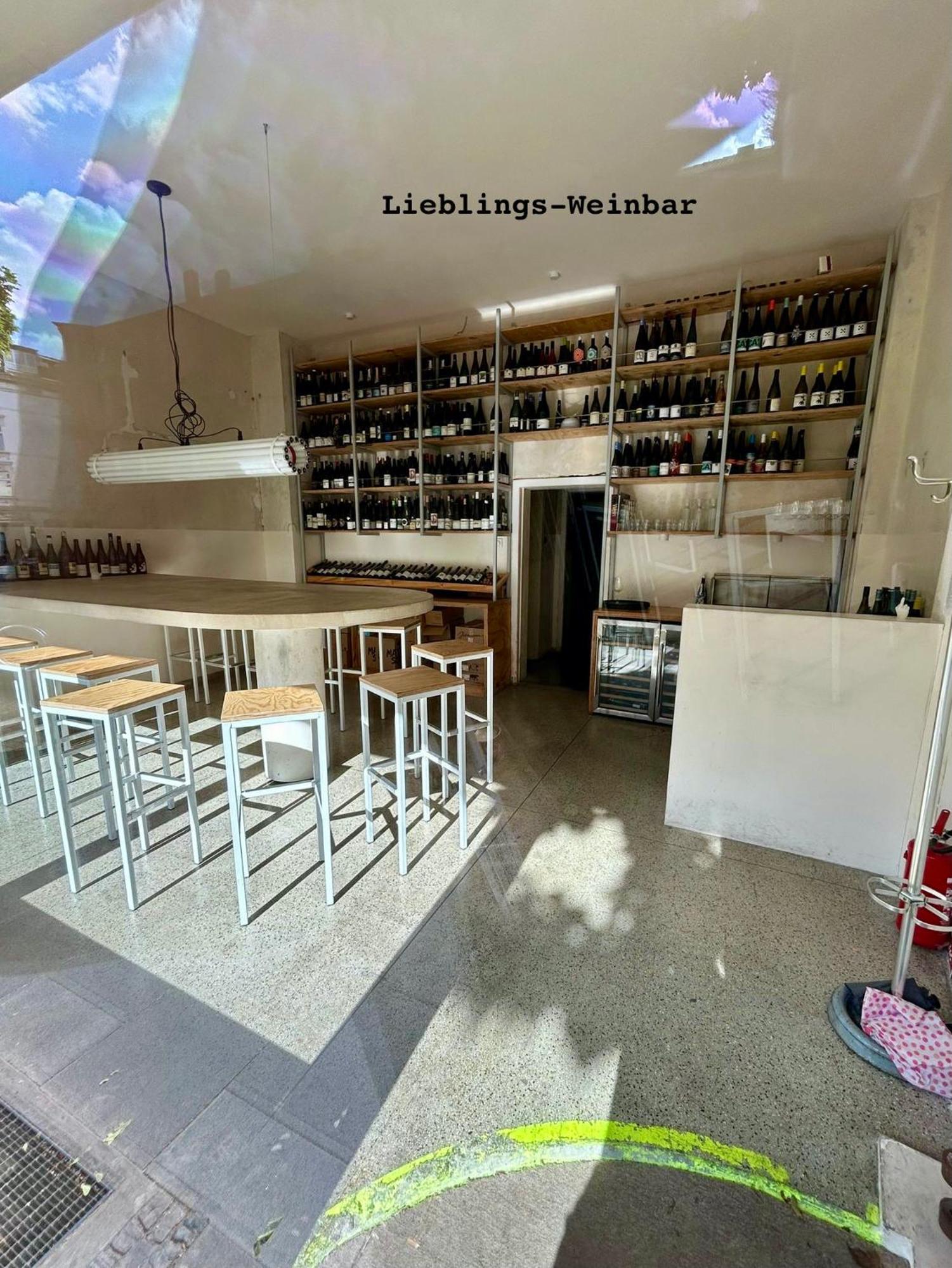 Feelslikehome - Urbane Altbauwohnung Mit Dachterasse& Parkplatz Bochum Buitenkant foto